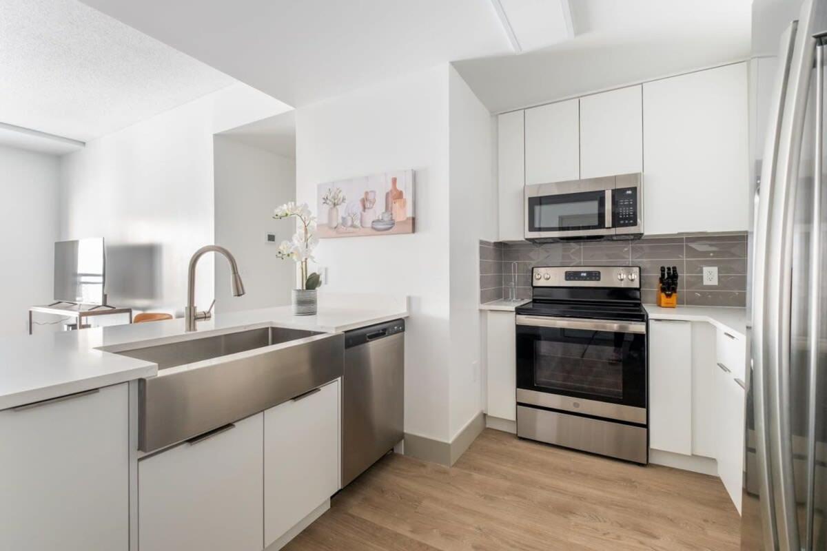 4B 2Ba Luxury Central Apartment With Gym Charlotte Dış mekan fotoğraf