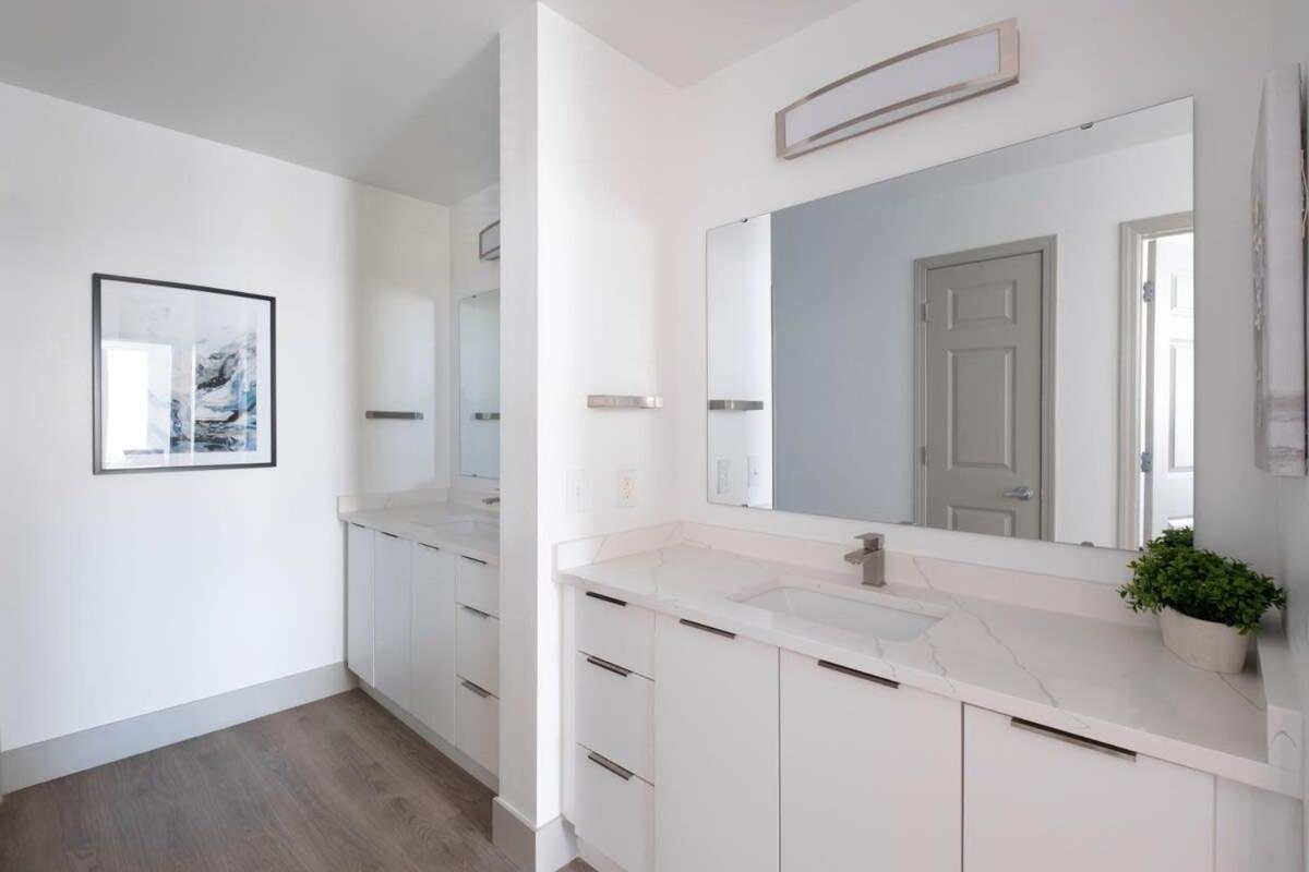 4B 2Ba Luxury Central Apartment With Gym Charlotte Dış mekan fotoğraf