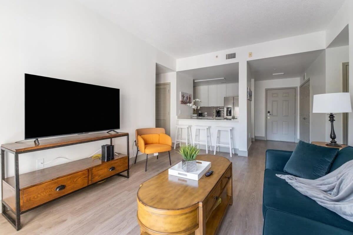 4B 2Ba Luxury Central Apartment With Gym Charlotte Dış mekan fotoğraf